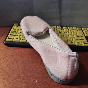 NEW TAG ! Wishcotton WMN Freira Light Weight Coze Memory Foam Slipper Peach Sz 8